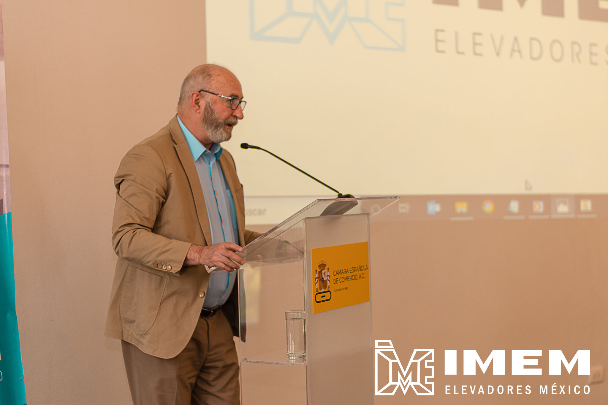 visita de Antonio Pérez Director General  de IMEM ASENSORES