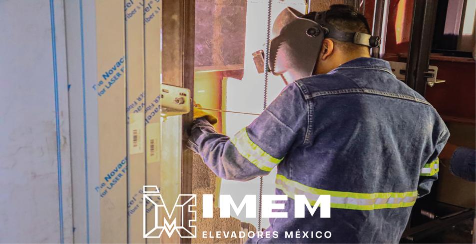  INSTALACIÓN DE EQUIPOS NUEVOS
					